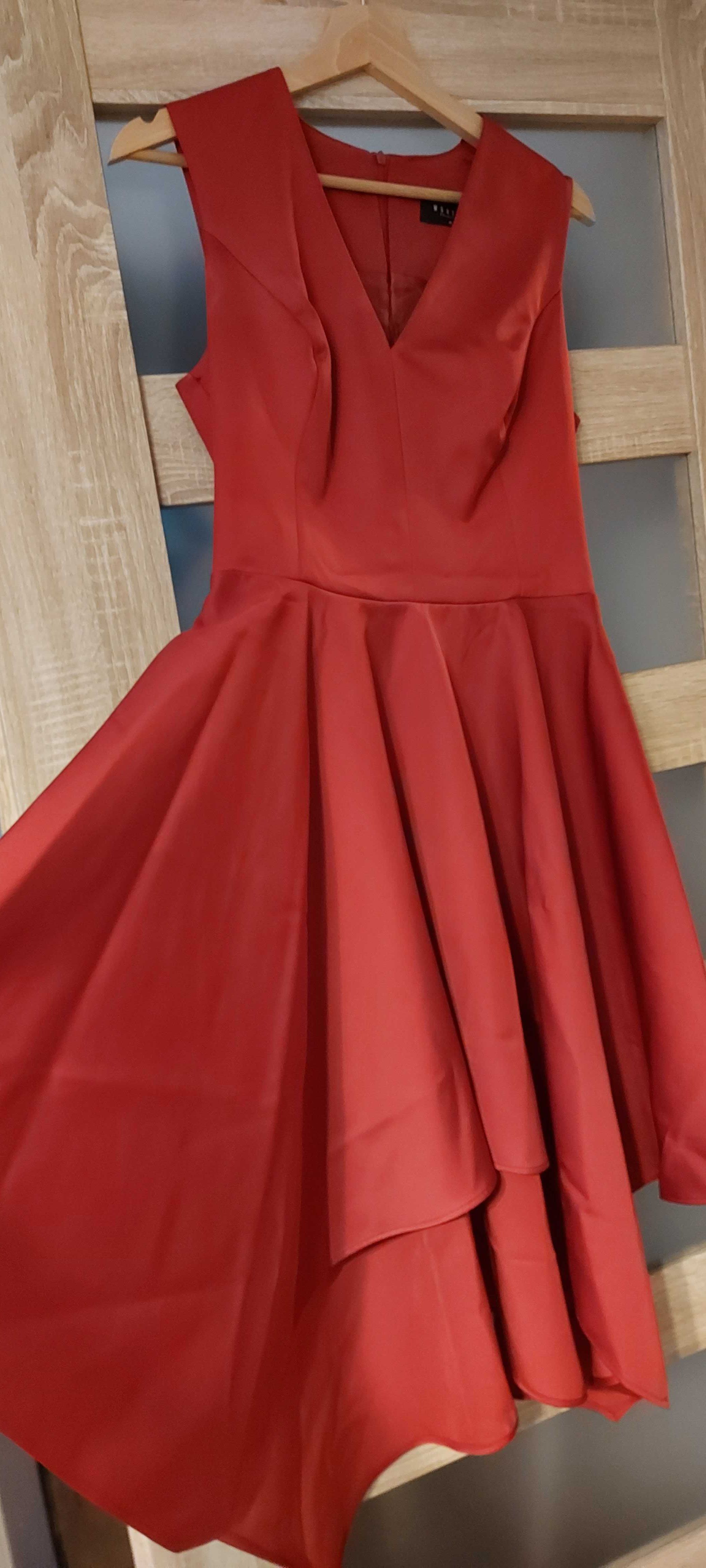 Przepiękna czerwona sukienka Mohito, rozmiar 40