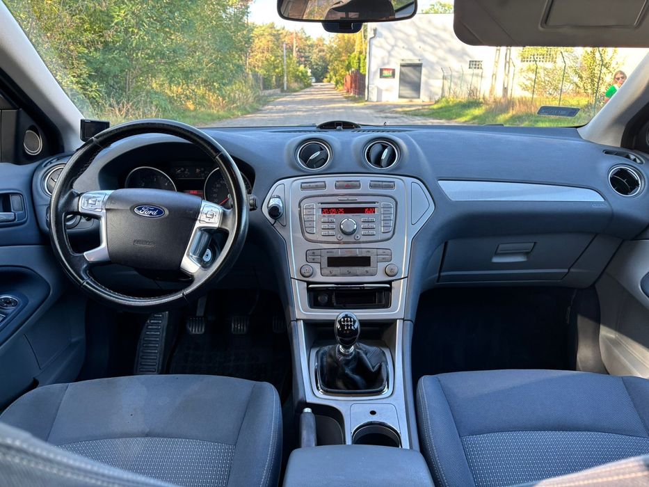 Ford Mondeo 2.0 Tdci 2010 rok Kombi