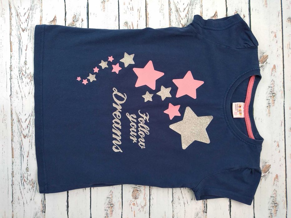 T-shirt granatowy w gwiazdy rozmiar 122/128