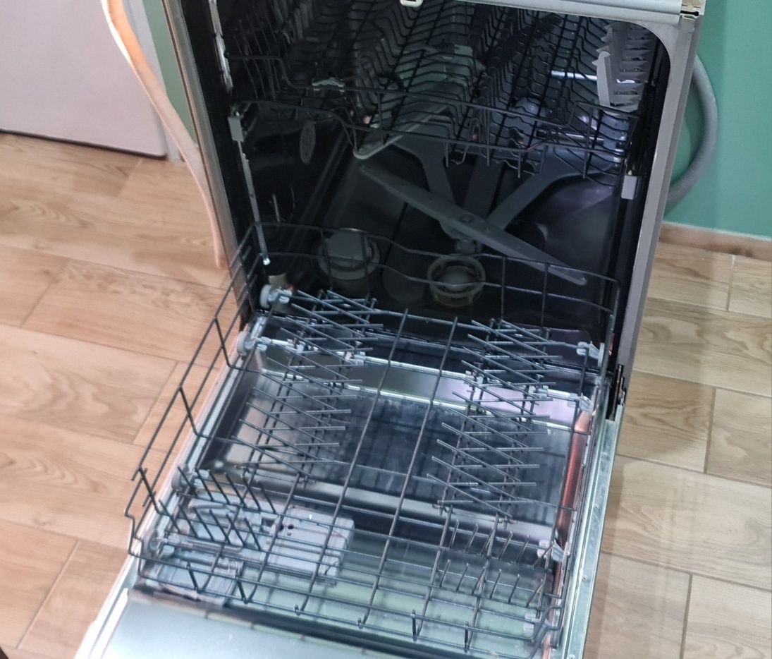 Zmywarka Whirlpool ADP 6839 uszkodzona, CZYTAĆ OPIS
