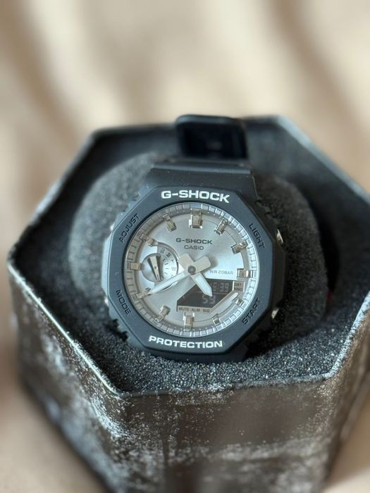 Годинник Casio g-shock 5611