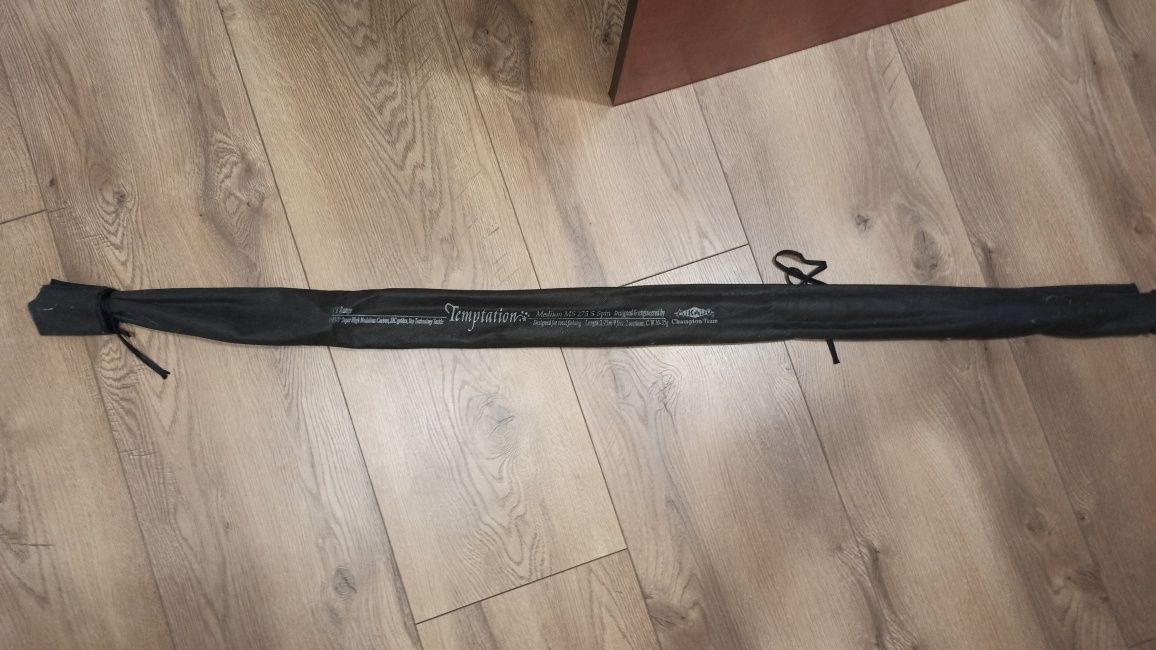 Wędzisko spinningowe Mikado Temptation medium 275 S Spin 10-35g carbon