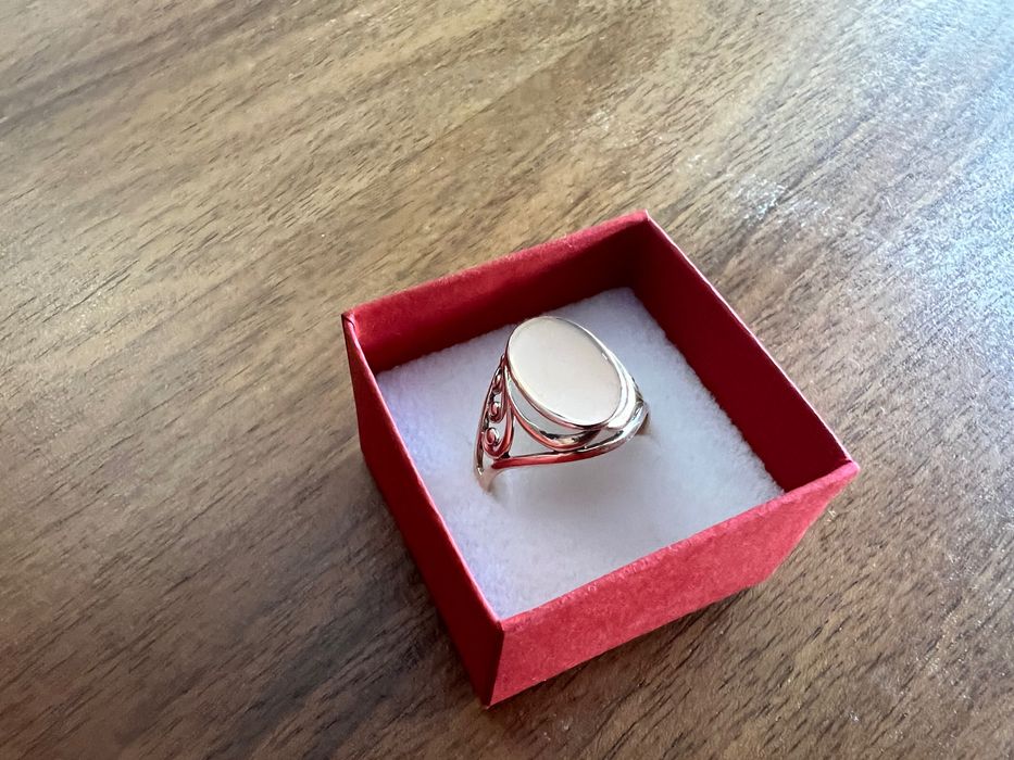 Sygnet złoty bez kamienia próba 585 stan bardzo dobry