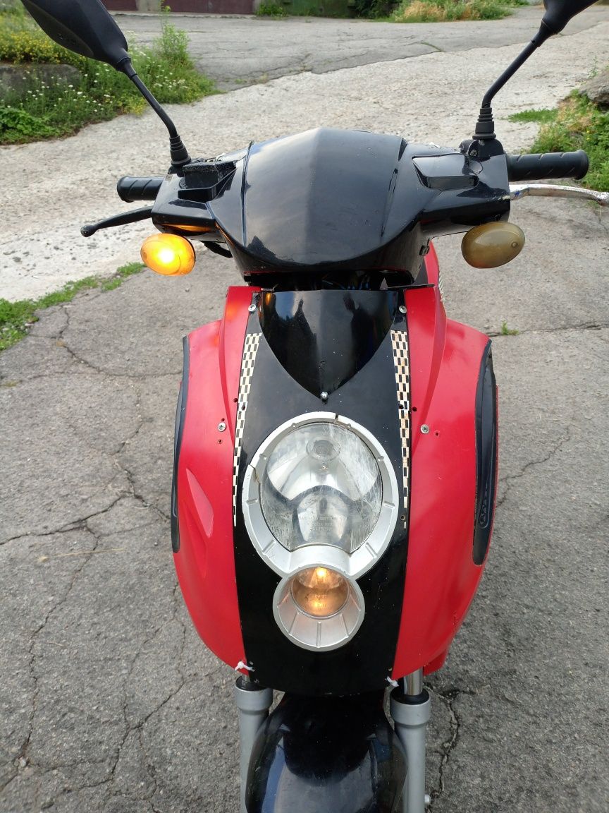 Продам скутер(мопед) VIPER F50
