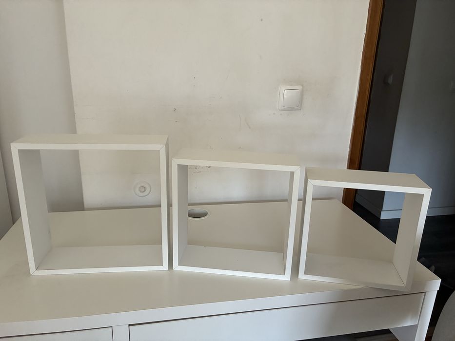 Conjunto 3 estantes parede