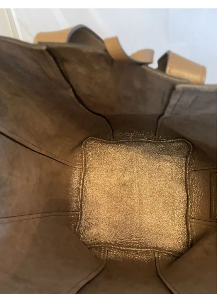 Поодам сумку Brunello cucinelli