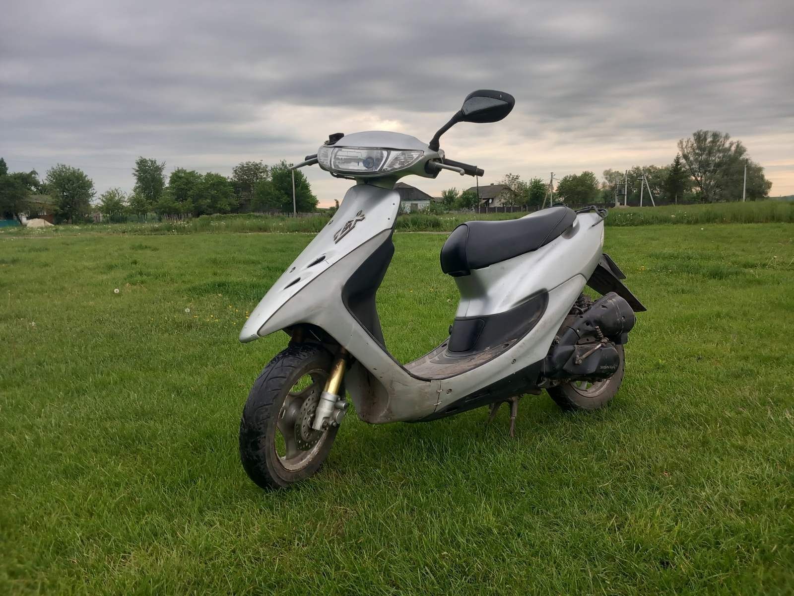 Продам скутер Honda dio ZX