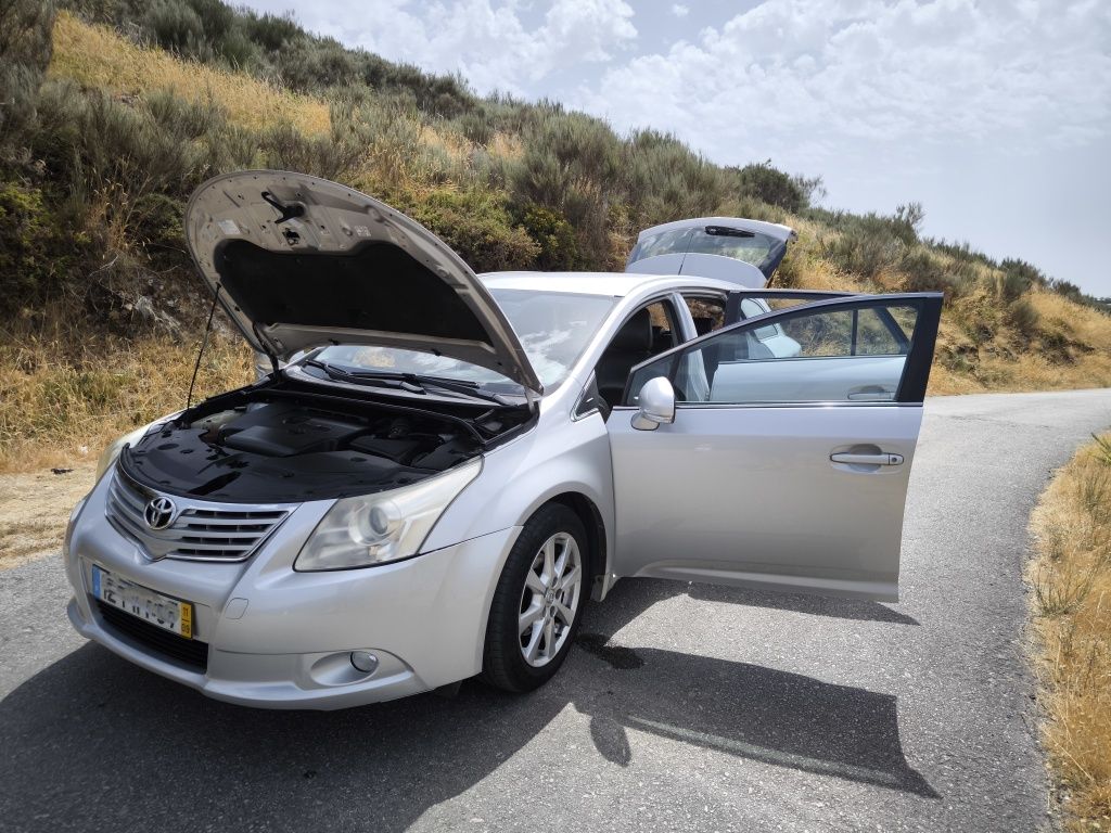 Toyota Avensis SD 2.0 D-4D Exclusive +Navi