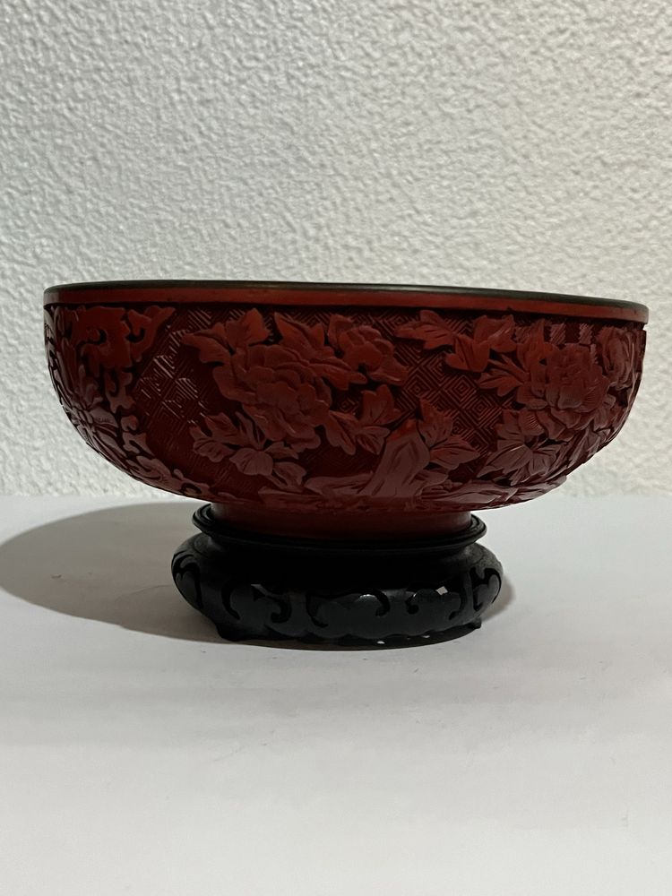 Tigela em cinnabar