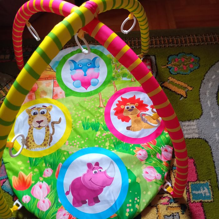 Розвиваючий килимок 122 грн