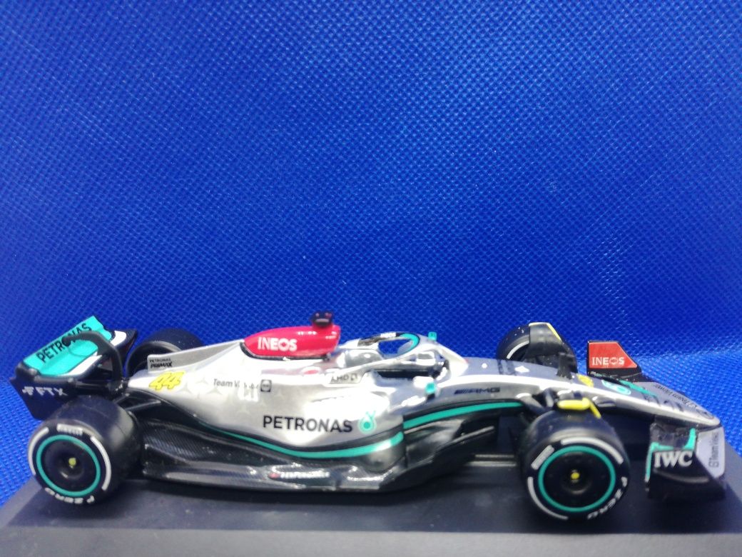 Formula 1 escala 1/43 Mercedes AMG Petronas