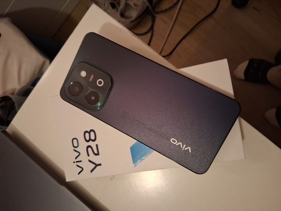 Vivo Y28 Telemóvel