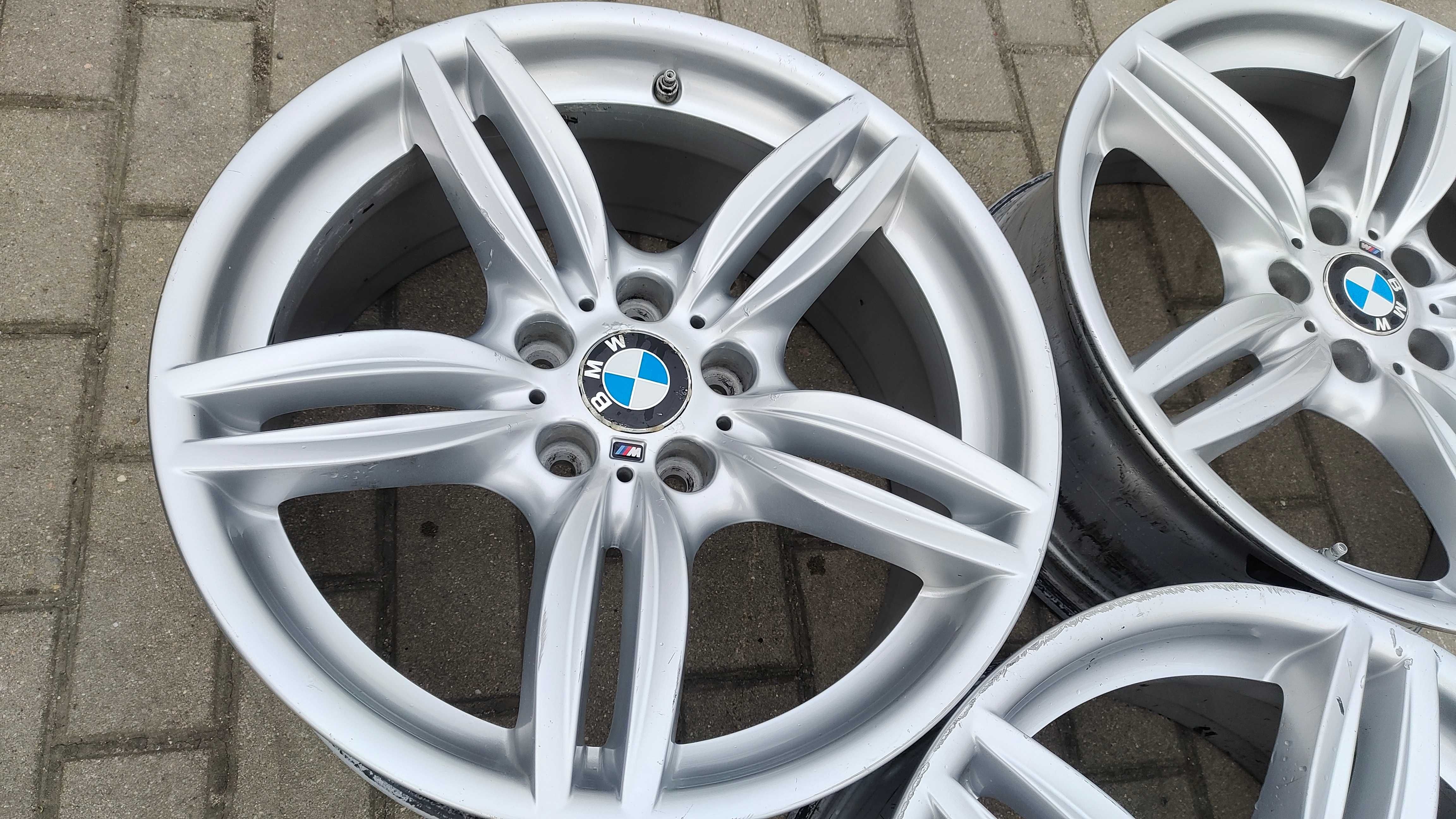 Felgi Aluminiowe 19 5x120 is33 BMW M Pakiet MB