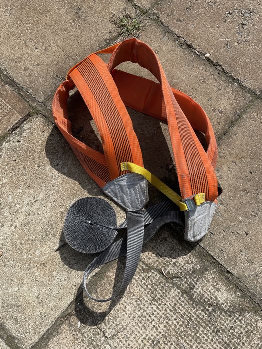 Pas do noszenia jak nowy