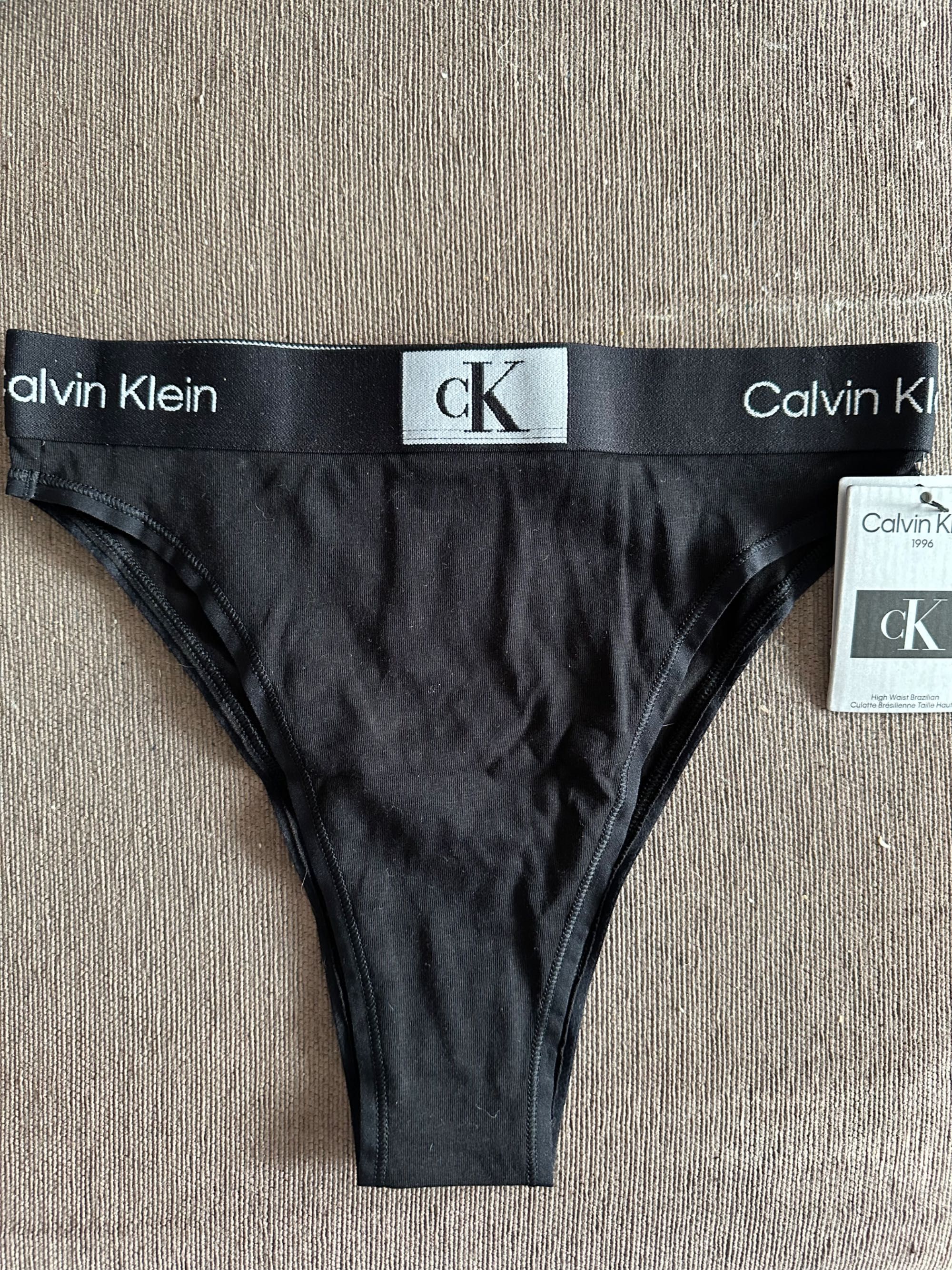 Жіночі трусики Calvin Klein