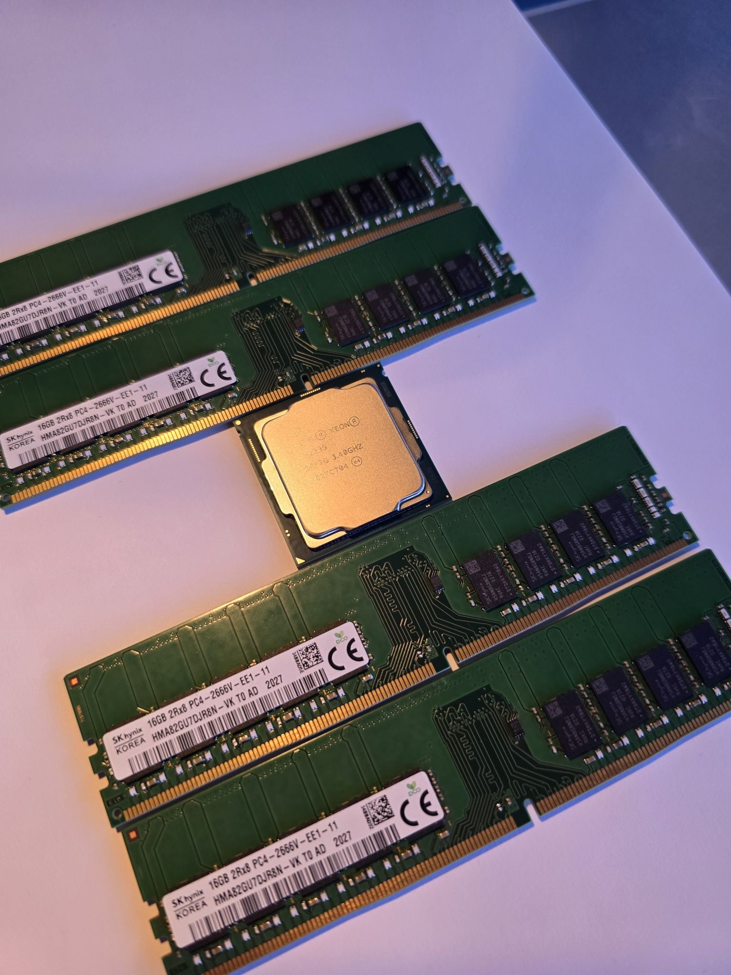 Процессор Intel Xeon E-2236