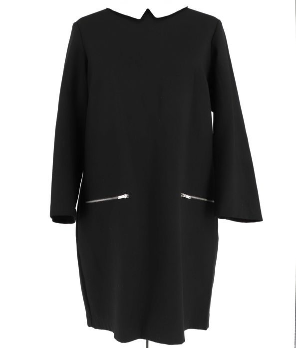 Czarna sukienka z kołnierzem marki Mango Casual, rozmiar 42