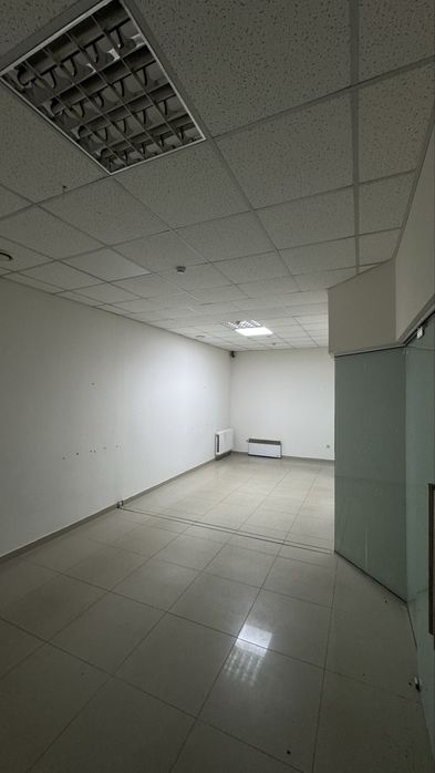 Здається в оренду приміщення в центрі м.Хуст