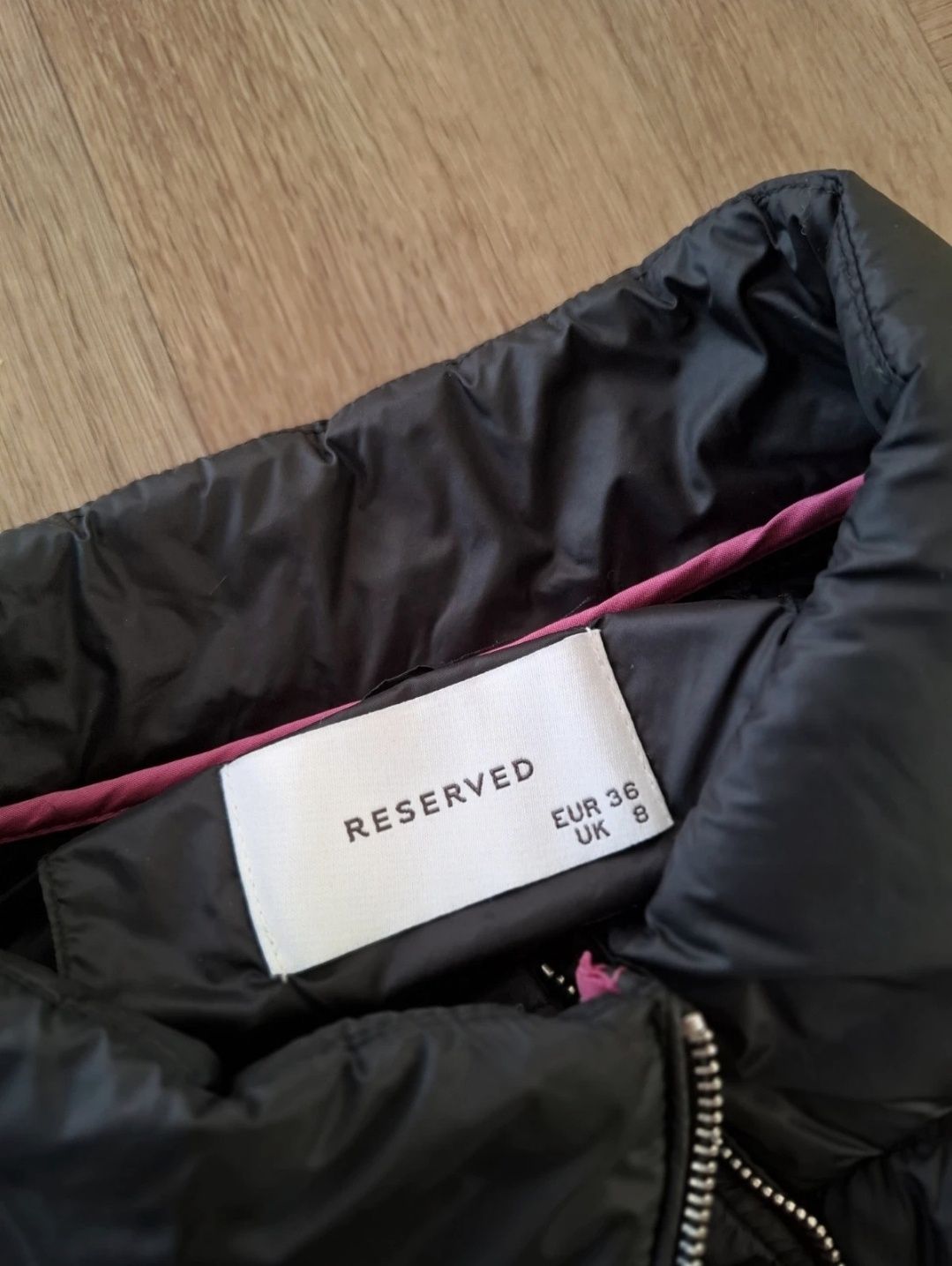 Czarna ciepła lekka puchowa kurtka pikowana down jacket S/36