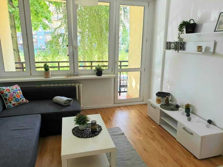 Do wynajęcia 2 pokoje z balkonem, ul. Grynia, Mydlice