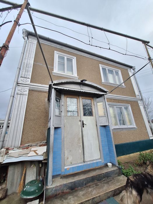 Двоповерховий будинок в районі Фрегат