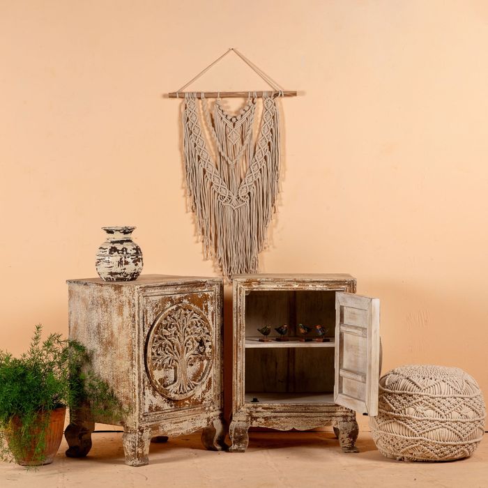 szafka nocna nakastlik komoda mała drewno mango drzewo życia vintage