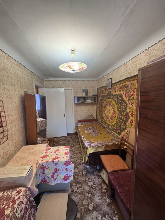 Продаж двух кімнатна квартира