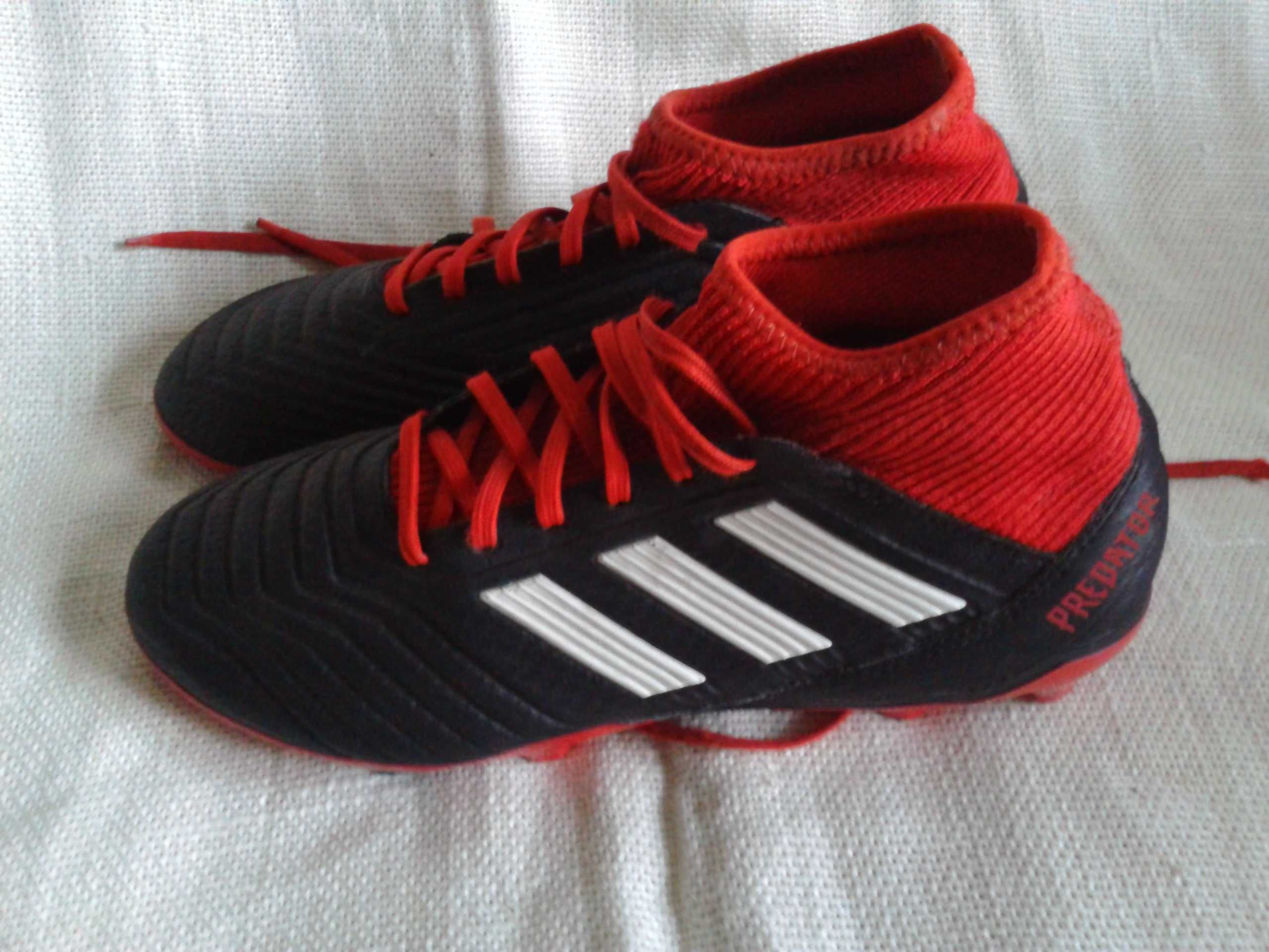 Buty piłkarskie adidas Predator  rozm.40