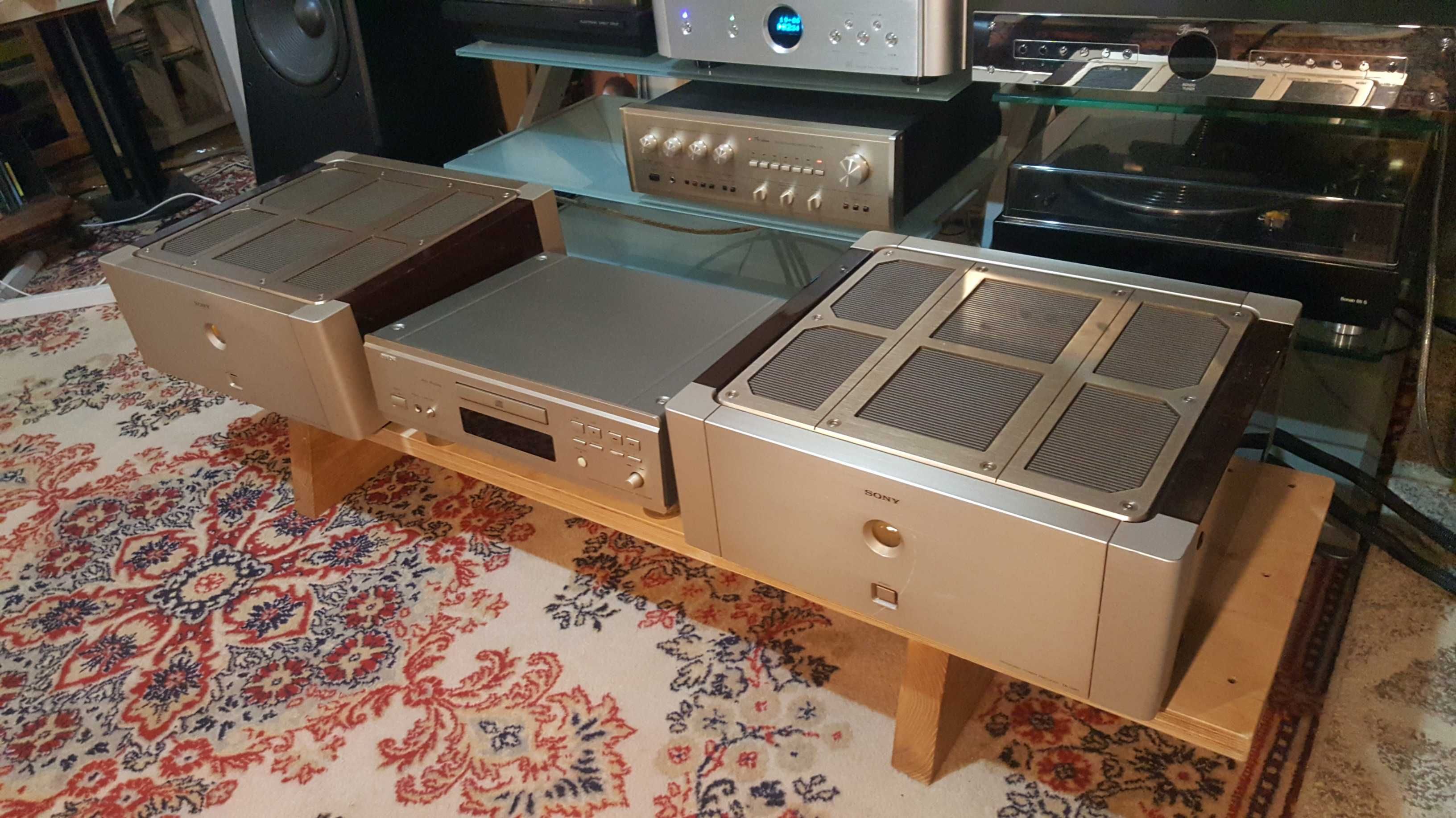 Wzmacniacz monobloki Sony TA-NR 1 rezerwacja