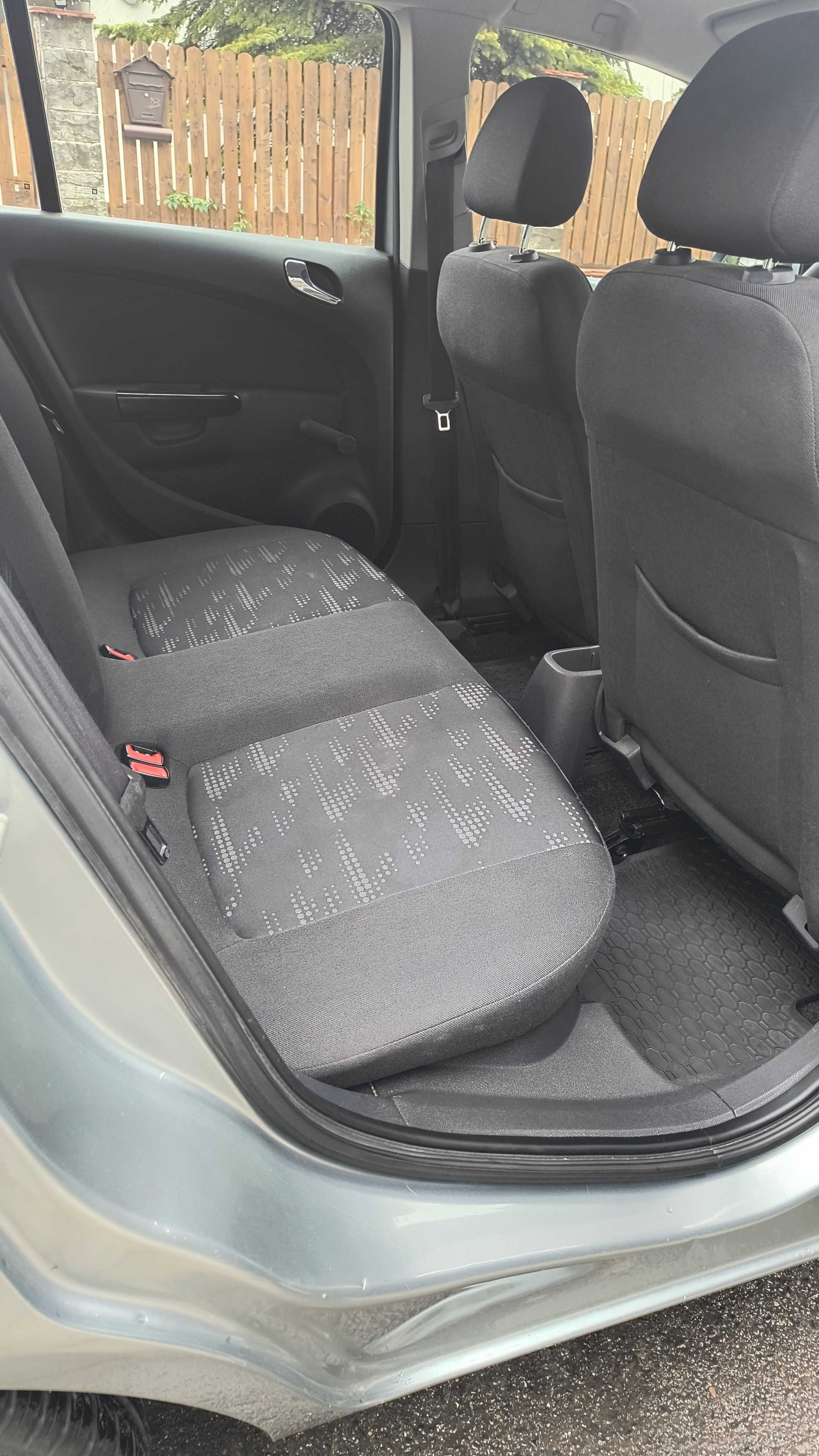 Opel Corsa D 2014 stan dobry, bezwypadkowy, LPG