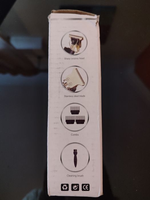 Máquina aparadora de cabelo e barba