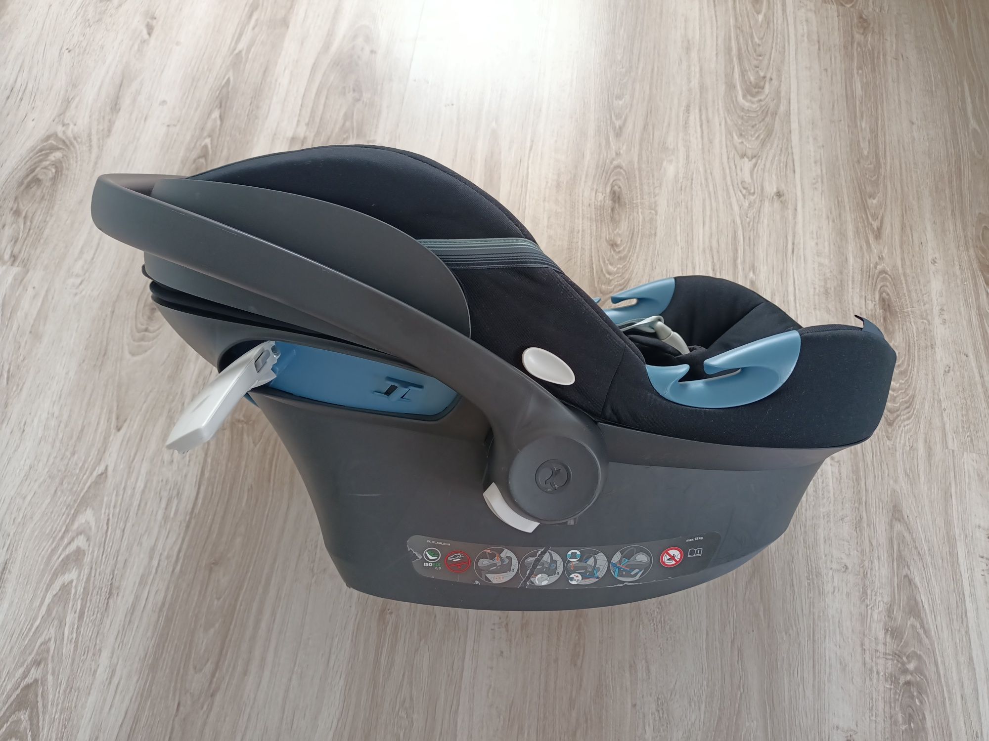 Fotelik nosidełko Cybex aton m i-size 0-13