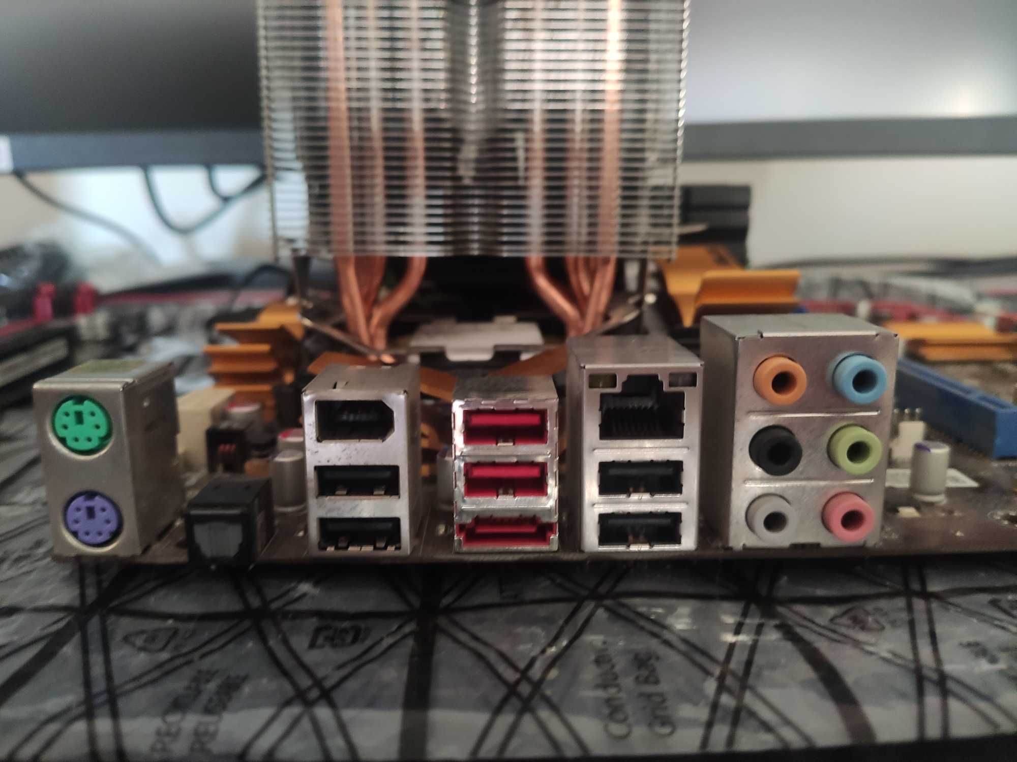 Intel Q9650 + płyta Asus P5Q Turbo + 8 GB RAM + chłodzenie SPC Spartan