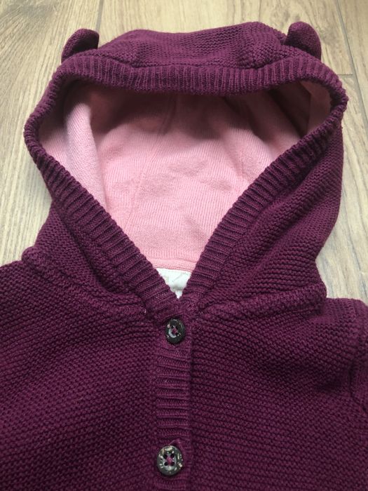 Śliwkowy sweterek z bawełny