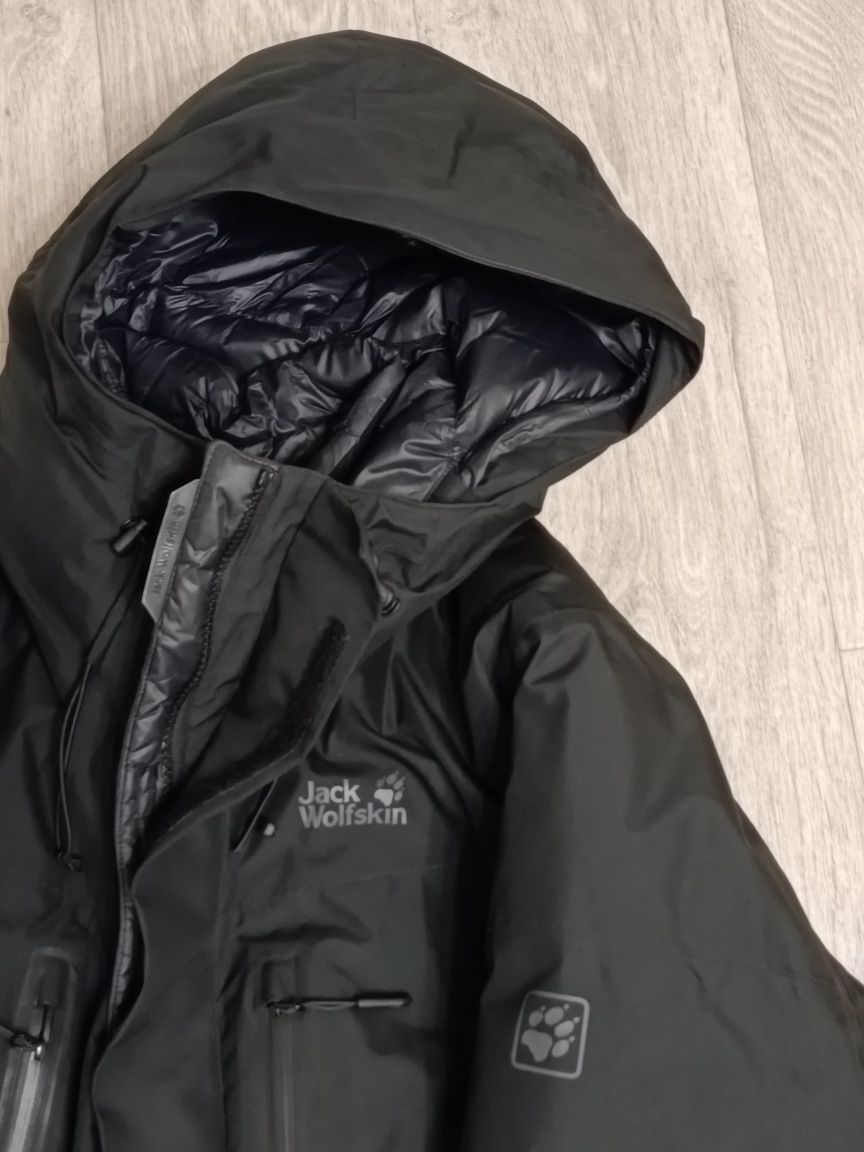 Куртка пух jack wolfskin L є чек