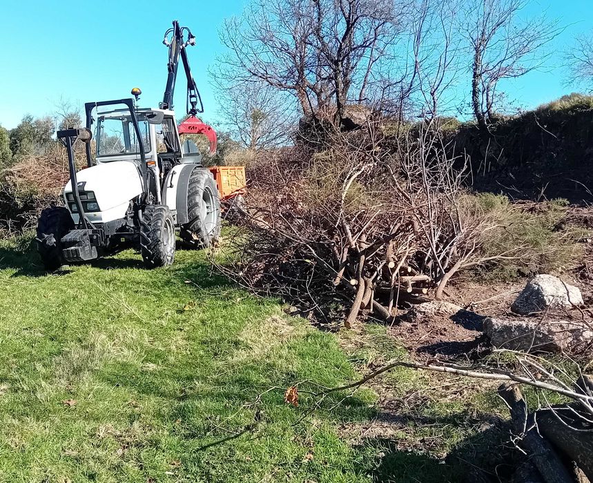 Grua Agriduarte para trator (3º - Ponto)