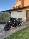 Honda CB750 Seven Fifty RC42
