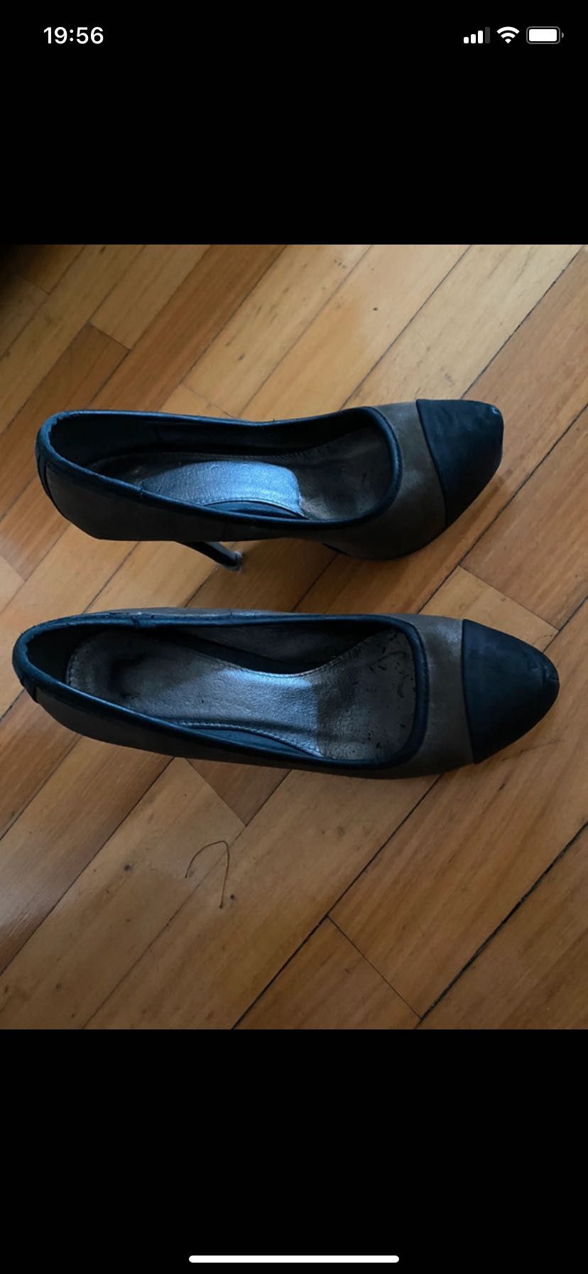 Sapatos de salto alto