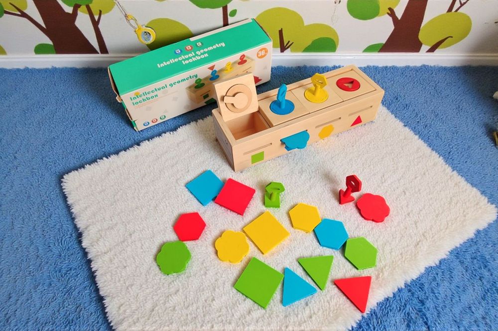 1+ Монтессорі дерев'яні пірамідка Сортер шнурівка вкладка бізіборд