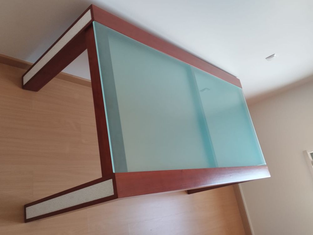 Mesa de sala de jantar madeira maciça