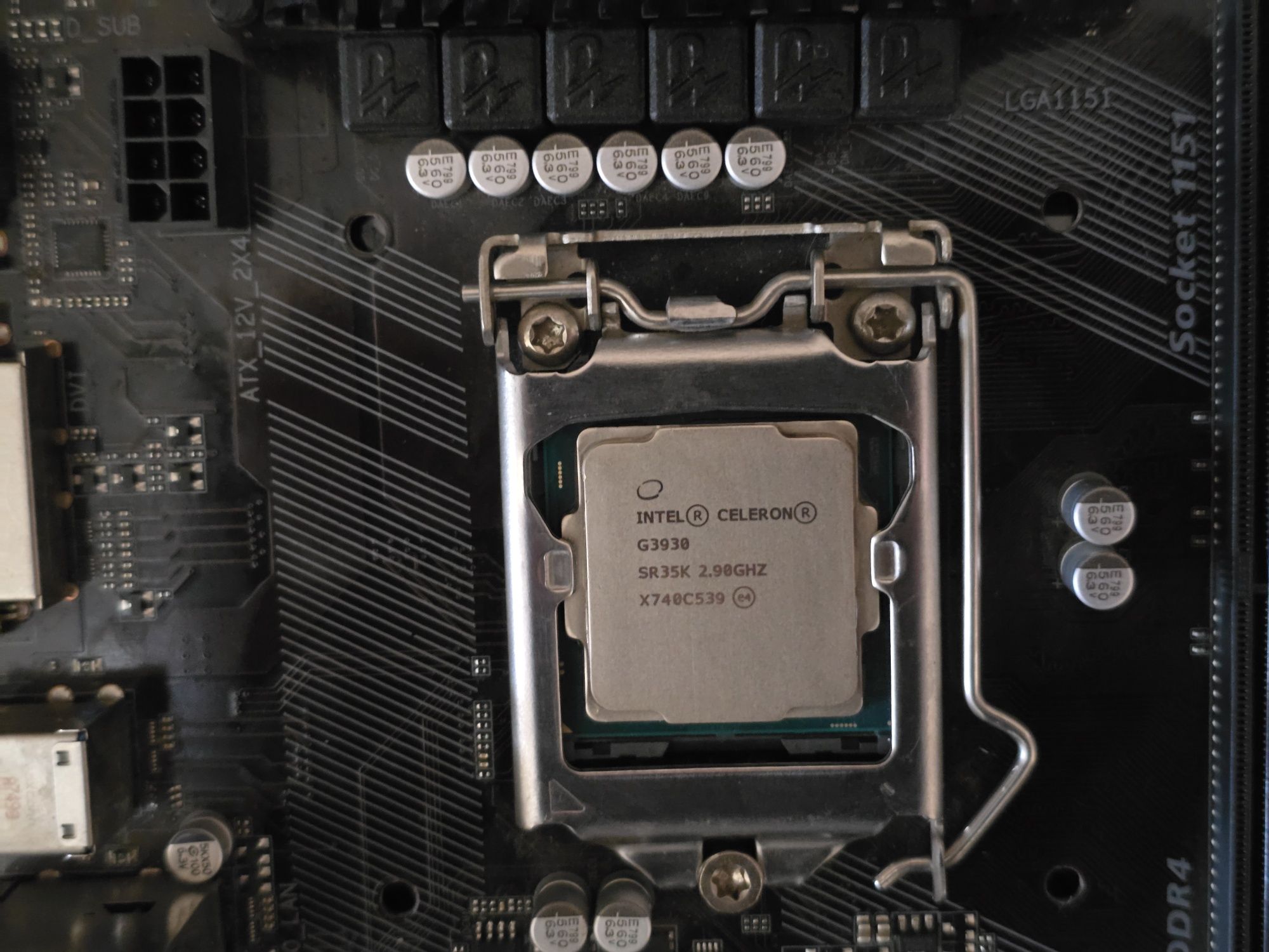 B250 Fintech Gigabyte Intel G3930 4gb DDR4