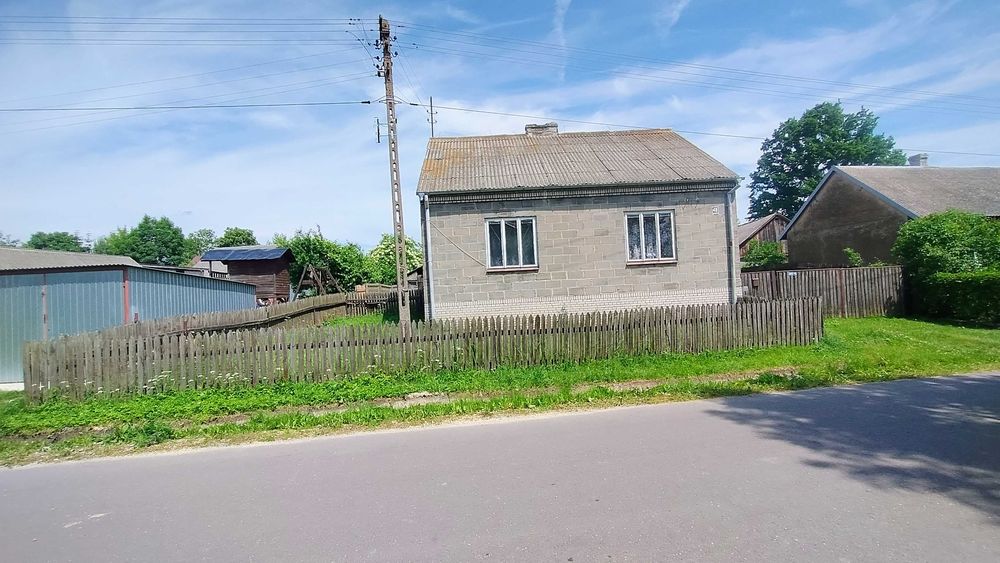 Sprzedam dom z budynkami gospodarczymi