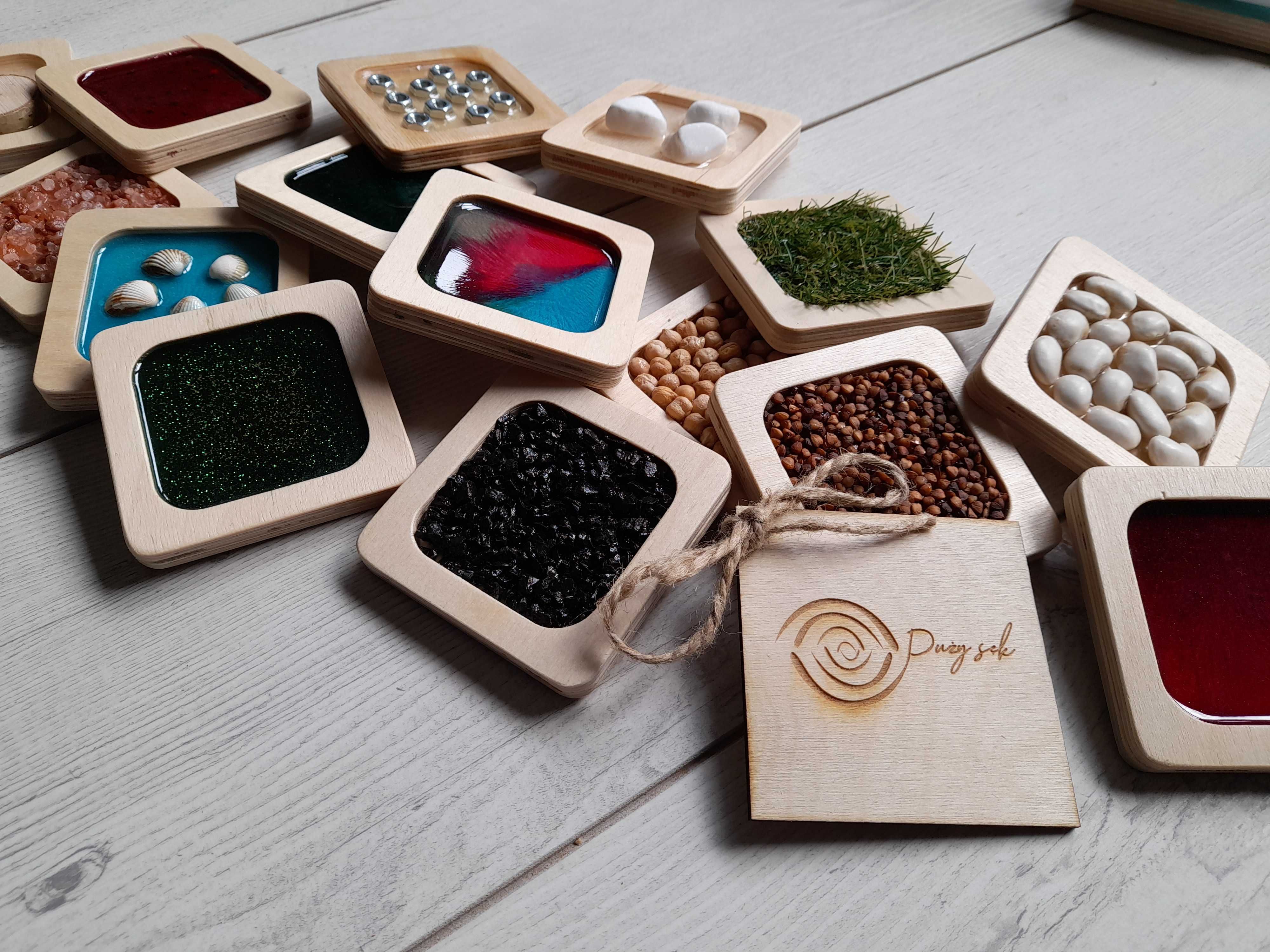 Panele sensoryczne sensorki zestaw 10 szt. 8x8 cm zabawka drewniana