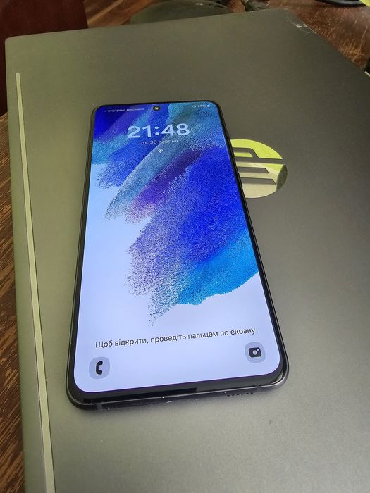 Samsung S21 Fe / 6 x 128 / MDM / Читайти опис!