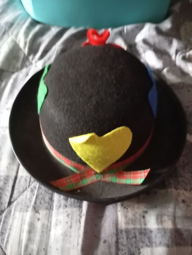 Chapéu palhaço  usado