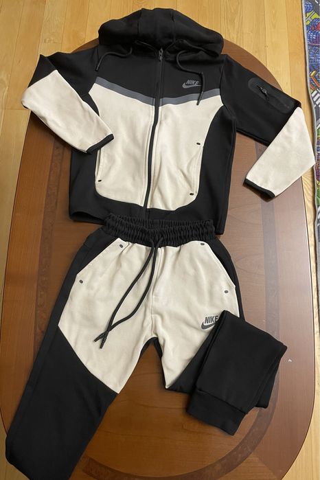 Демісезонний костюм для хлопчика.