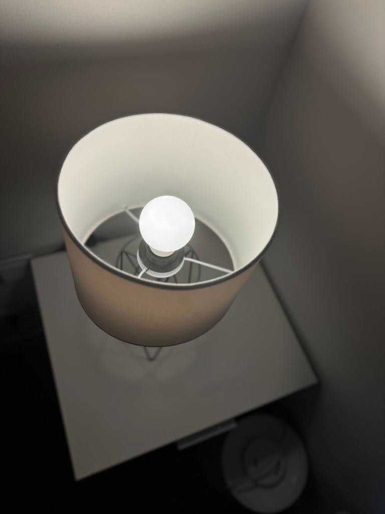 Lampy stołowe - para
