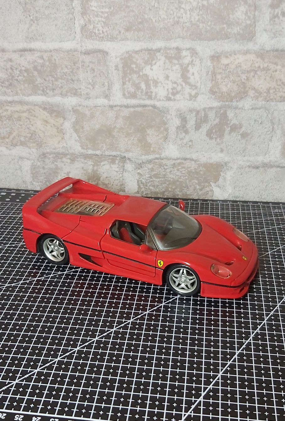 Ferrari f150 maisto 1:24