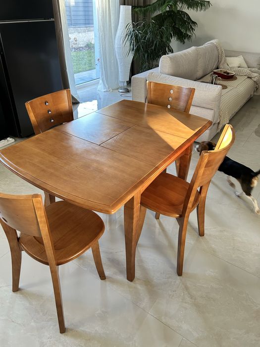 Стіл, стільці деревяні