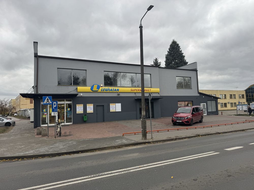 Do wynajęcia lokal  w centrum osiedla